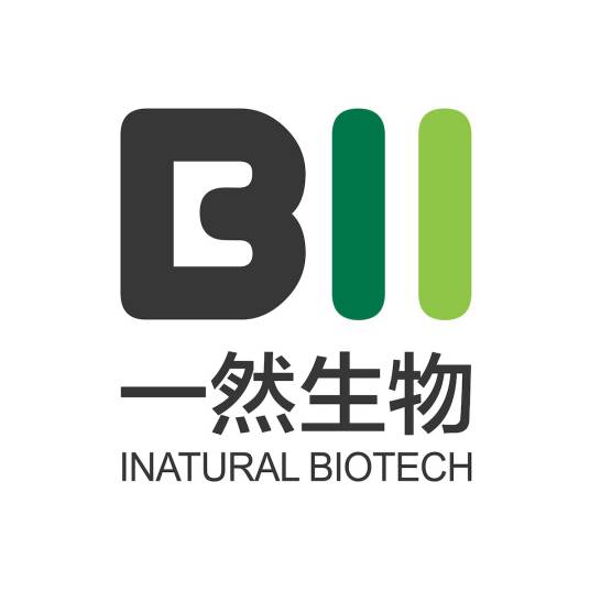 行业认证标识，多个认证徽章排列，金色银色奖章，专业认证机构标识